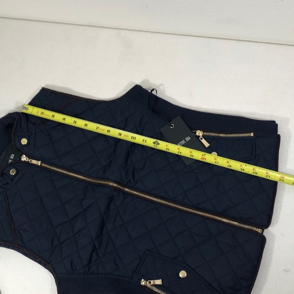 Active USA Navy Quilted Vest women size Small New - Picture 4 of 12